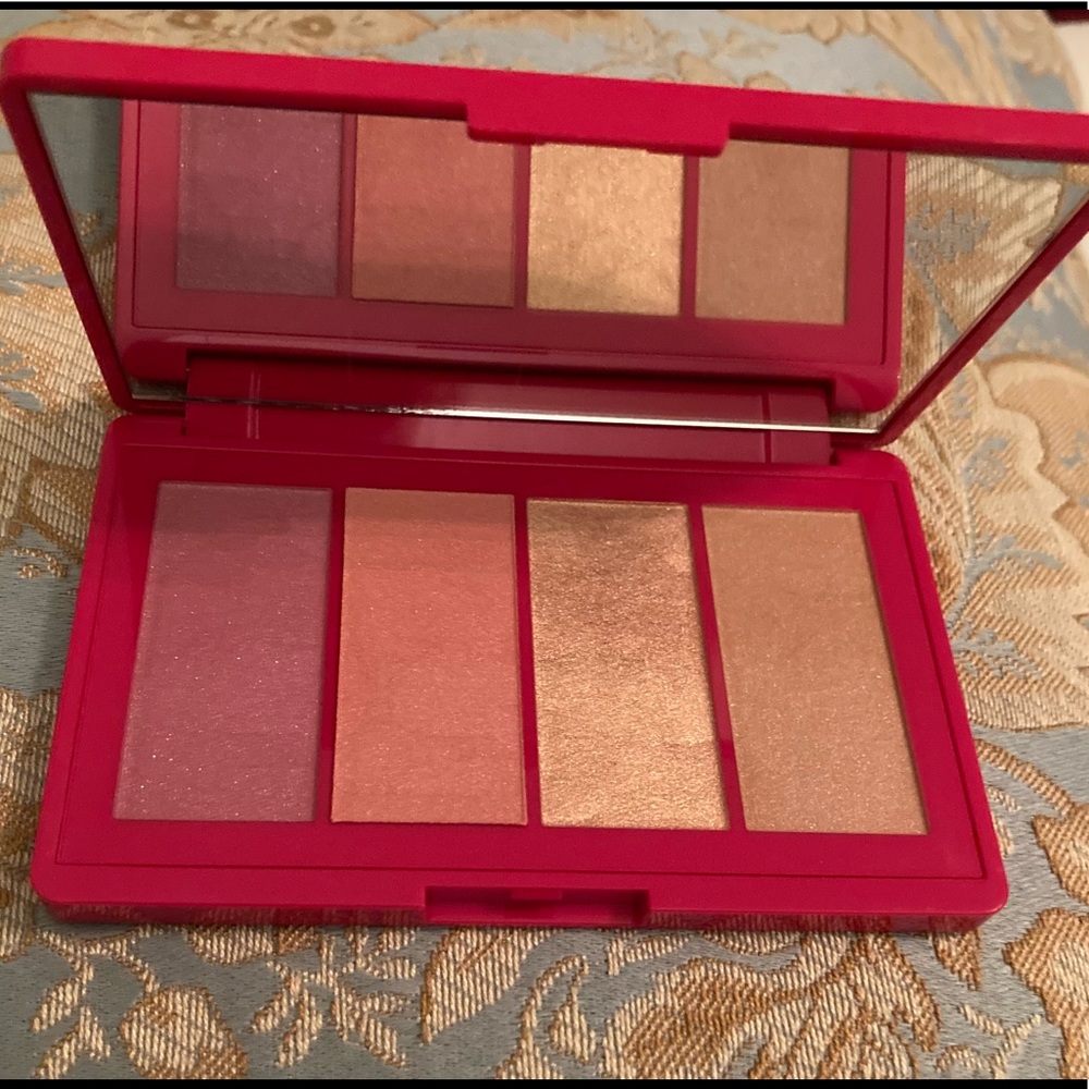 Lancome LIMITED-EDITION STARLIGHT  FACE PALETTE 0.32 oz (9g) Full Size NEW!